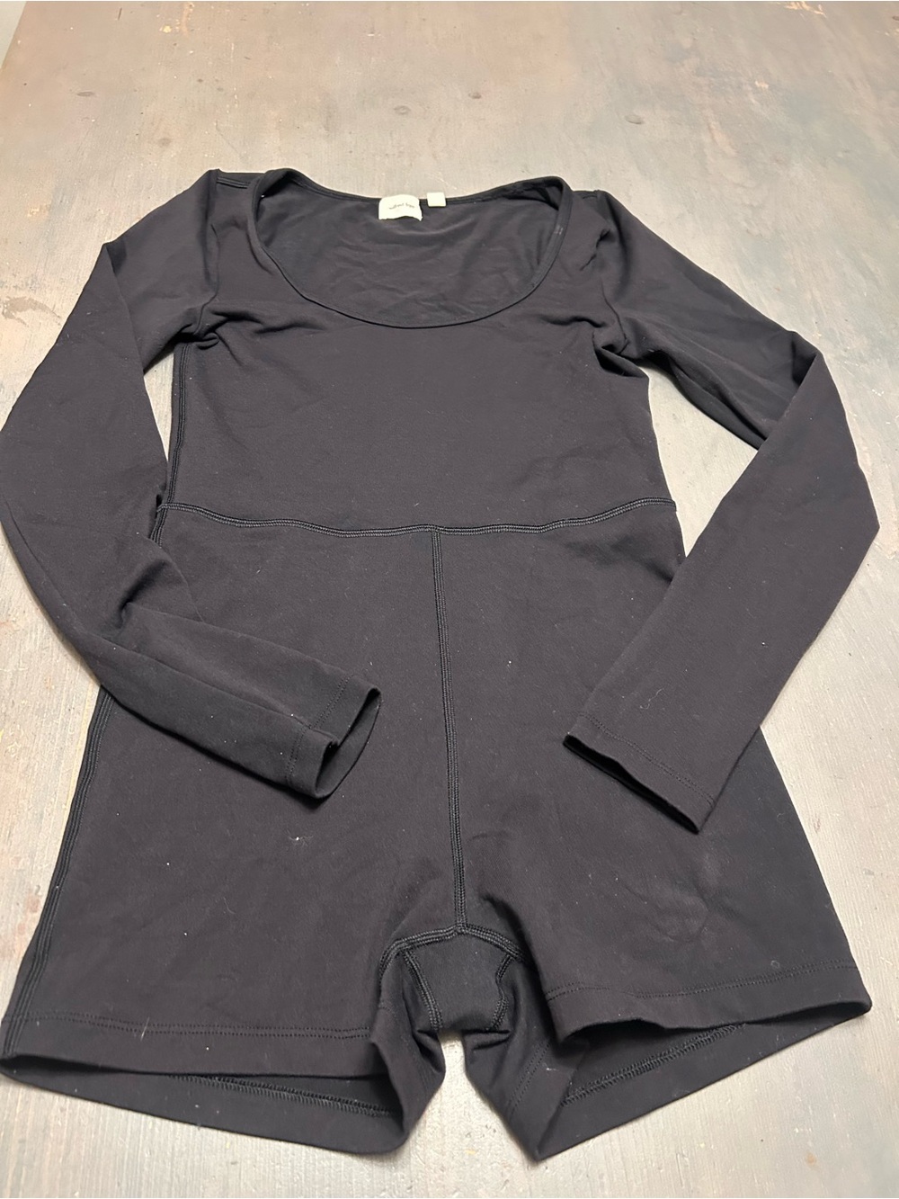 Wilfred romper
Classic black